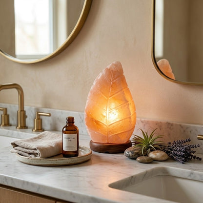 Hand-Carved Leaf Himalayan Pink Salt Lamp – image 4